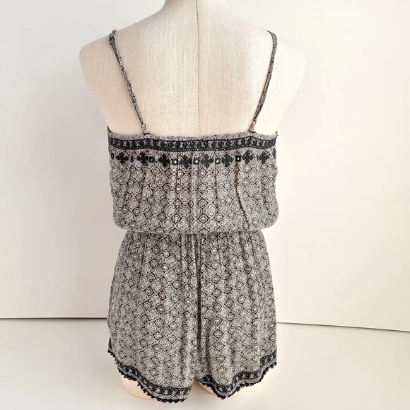 American Eagle Romper Size Small lightweight boho - Picture 2 of 12